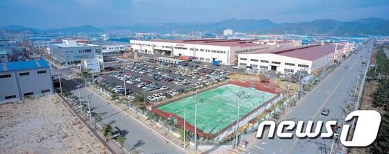 본문 이미지 - 대우인터내셔널 부산공장 전경 © News1  