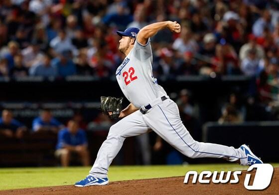 본문 이미지 - 미국 메이저리그 LA 다저스의 클레이튼 커쇼. © AFP=News1   