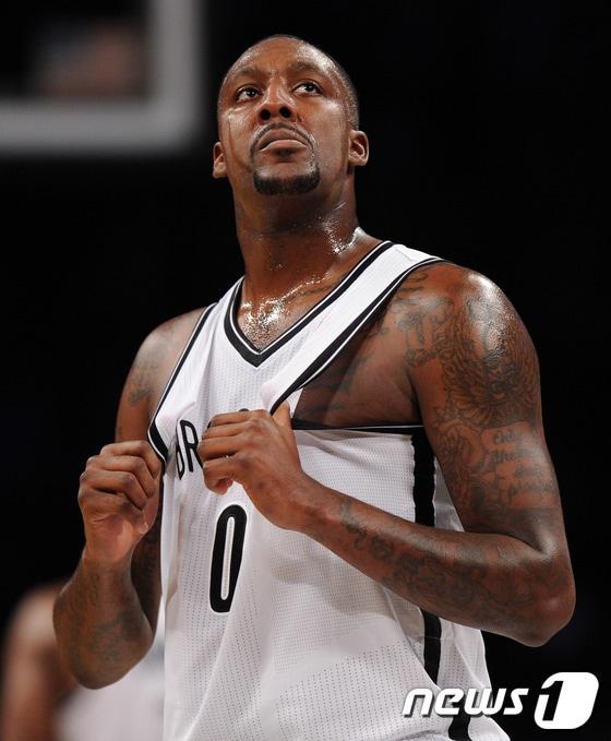 본문 이미지 - 필리핀 남자농구 대표팀이 NBA출신의 귀화선수 안드레이 블라체(28)를 출전 명단에서 제외했다. ⓒ AFP=News1