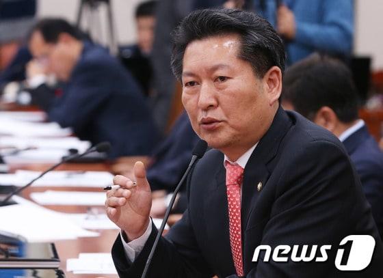 본문 이미지 - 정청래 새정치민주연합 의원. © News1   송원영 기자