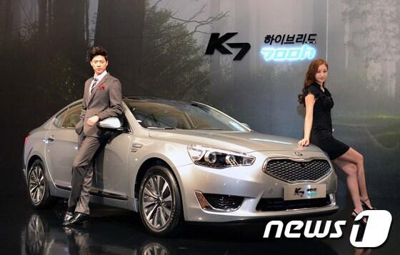 본문 이미지 - 기아차 K7 하이브리드 700h(기아자동차 제공)© News1