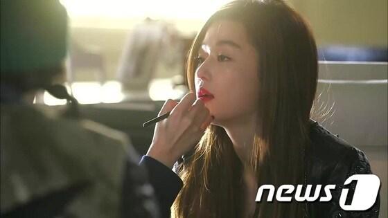 본문 이미지 - '별에서 온 그대' 전지현(사진제공=한율)© News1  