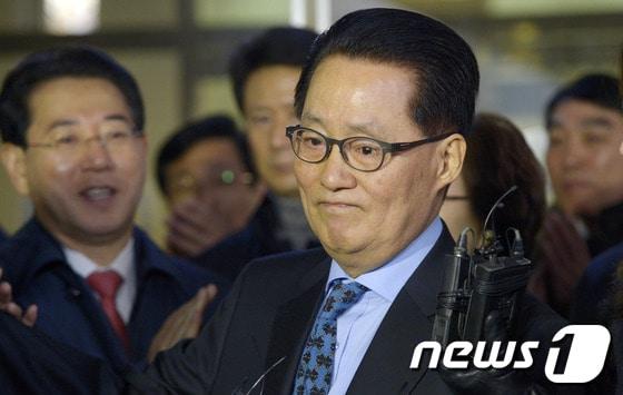 본문 이미지 - 박지원 민주당 의원. © News1 박지혜 기자