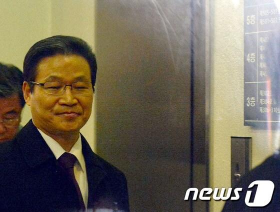 본문 이미지 - 김용판 전 서울지방경찰청장. /뉴스1 © News1 최영호 기자