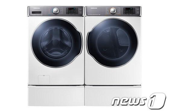 본문 이미지 - 삼성 드럼세탁기(WF56H9100A), 건조기(DV56H9100).(삼성전자 제공)© News1  