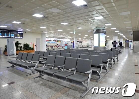 본문 이미지 - 울산공항 대합실. 2013.2.1/뉴스1  포토뱅크 © News1   노화정 기자 