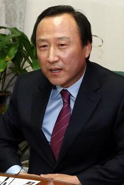 본문 이미지 - 홍일표 새누리당 의원.2013.2.12/뉴스1 © News1   이광호 기자