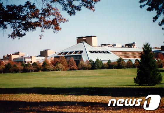 본문 이미지 - 미국 뉴저지 머리 힐에 있는 벨연구소 본사 (사진=Alcatel-Lucent/Bell Labs) © News1 