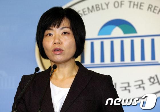 본문 이미지 - 민현주 새누리당 대변인. /뉴스1 © News1 이종덕 기자