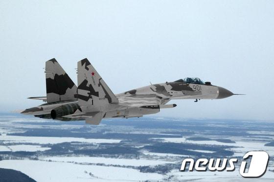 본문 이미지 - 수호이 Su-35 전폭기© News1 