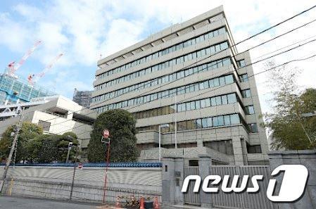 본문 이미지 - 도쿄 치요다구에 위치한 조총련 중앙본부/사진=지지통신 © News1 배상은 기자
