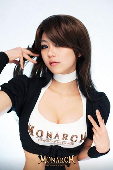 본문 이미지 - 코스프레 전문팀 스파이럴캣츠가 연기한 '모나크' © News1  