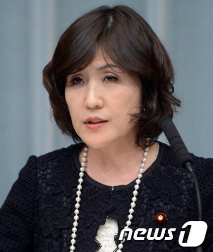 본문 이미지 - 이나다 도모미 일본 행정개혁상. © AFP=News1 