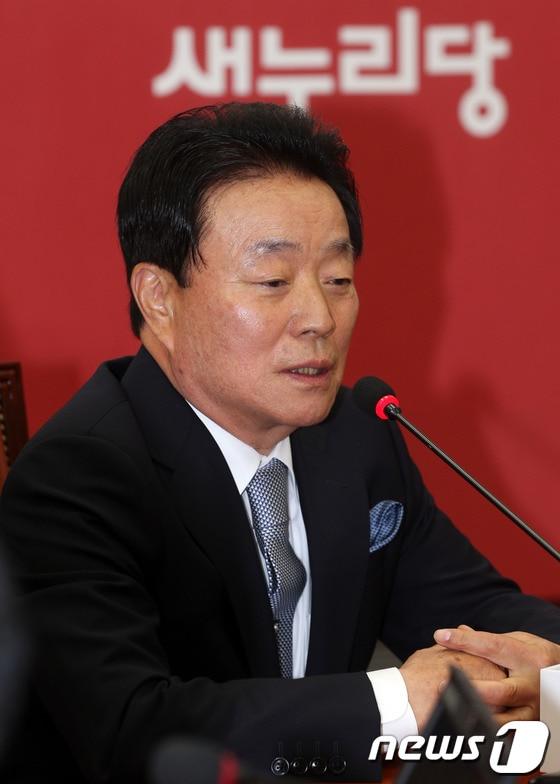 본문 이미지 - 유수택 새누리당 최고위원. 2013.5.16/뉴스1 © News1   허경 기자