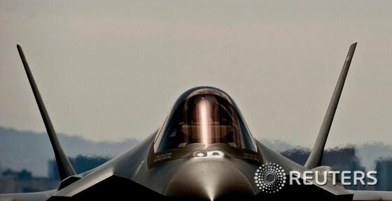 본문 이미지 - 록히드 마틴사의 F-35 전투기 전면부. © 로이터=News1 