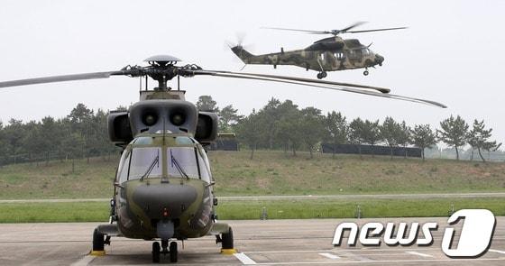 본문 이미지 - 육군 기동헬기 KUH-1 ‘수리온’. 2013.5.22/뉴스1
