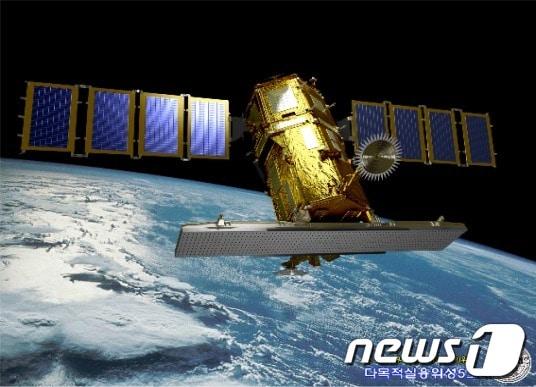 본문 이미지 - 다목적실용위성 5호 형상도(그림=항우연 제공)© News1 