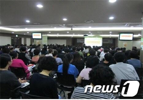본문 이미지 - 2012년 9월 진행된 성북구 대입 지원전략 설명회.  사진제공=서울시. © News1 