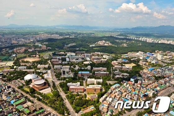 본문 이미지 - 전북대 전주캠퍼스 항공사진/사진제공=전북대학교© News1 