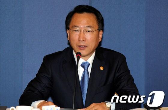 본문 이미지 - 방하남 고용노동부 장관. /뉴스1 © News1 박정호 기자