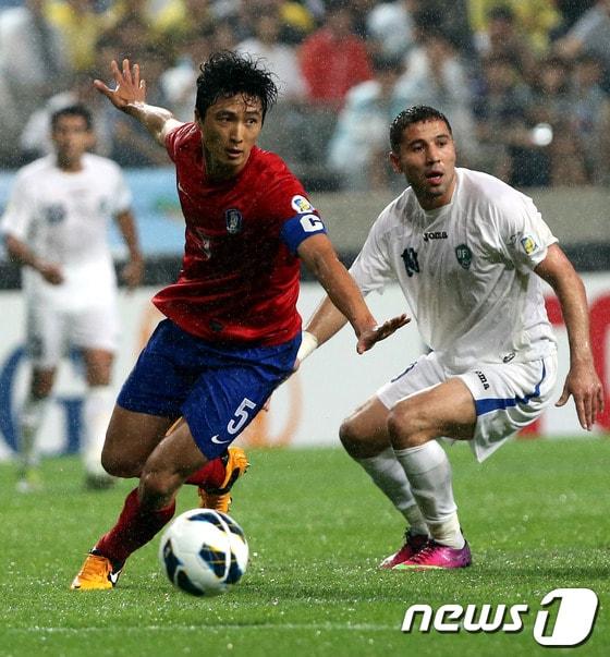 본문 이미지 - 한국 축구대표팀의 맏형  곽태휘. © News1