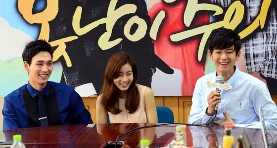 본문 이미지 - SBS 일일드라마 '못난이 주의보'의 주연 배우 (왼쪽부터) 최태준, 강소라, 임주환(SBS 제공). © News1  