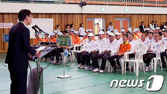 본문 이미지 - 19일 제5회 설악권 4개시군 체육대회가 인제실내체육관에서 개최했다.© News1 