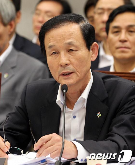 본문 이미지 - 김장수 청와대 국가안보실장 /뉴스1 © News1 허경 기자