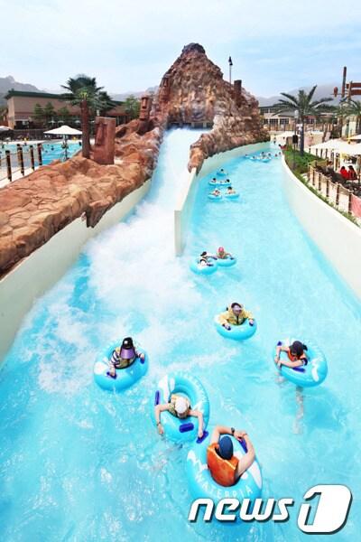 본문 이미지 - 강원 속초시에 위치한 한화리조트 설악워터피아. (사진출처=한화리조트) © News1 
