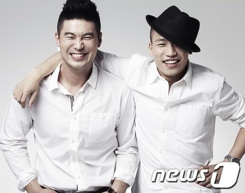 본문 이미지 - 힙합그룹 다이나믹 듀오의 최자(왼쪽)와 개코. © News1   