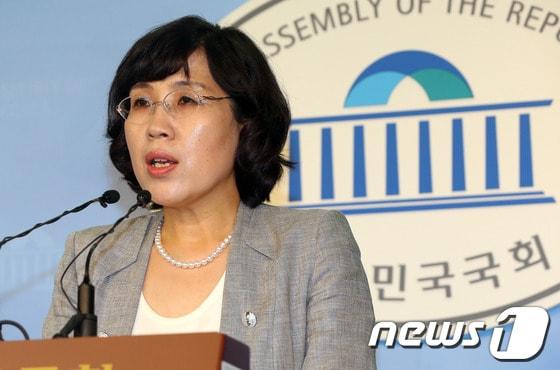 본문 이미지 - 새누리당 김현숙 의원. /뉴스1 © News1 송원영 기자