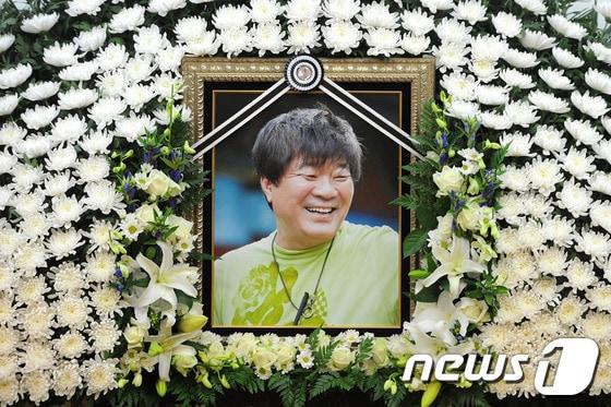 본문 이미지 - 故 김종학 PD 영정./뉴스1 © News1 사진공동취재단