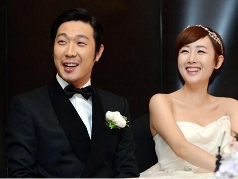 본문 이미지 - 방송인 겸 가수 하하와 가수 별 부부가 득남했다(하하 트위터 제공)© News1  