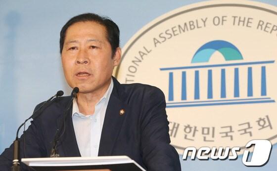 본문 이미지 - 이노근 새누리당 의원. 2013.8.23/뉴스1 © News1 송원영 기자