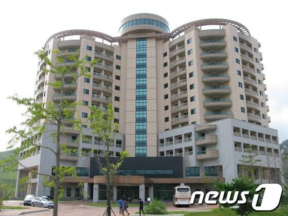 본문 이미지 - 금강산 이산가족면회소 모습. (통일부 제공) /뉴스1