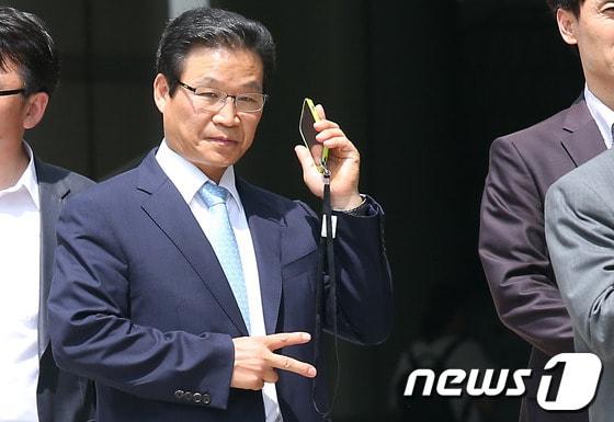 본문 이미지 - 공직선거법 위반 등 혐의로 기소된 김용판 전 서울지방경찰청장. © News1 한재호 기자