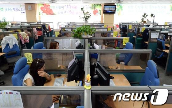 본문 이미지 - 서울 동대문구 신설동 다산콜센터./뉴스1 © News1 정회성 기자