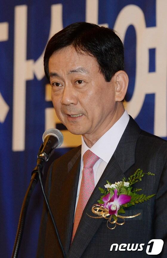 본문 이미지 - 진영 보건복지부 장관. 2013.9.10/뉴스1 © News1 양동욱 기자