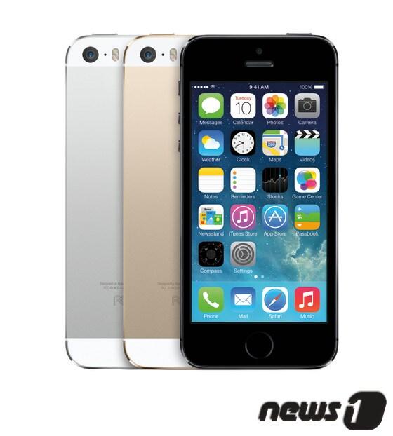본문 이미지 - 애플의 아이폰5S&#40;애플 제공&#41; © News1 