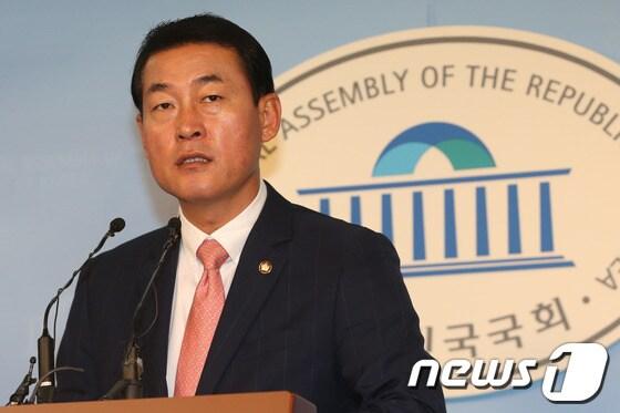 본문 이미지 - 황영철 새누리당 의원. © News1   송원영 기자