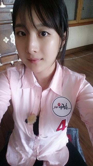 본문 이미지 - SBS '스타애정촌' 녹화에 참여한 노희지.(출처=노희지 트위터) © News1  