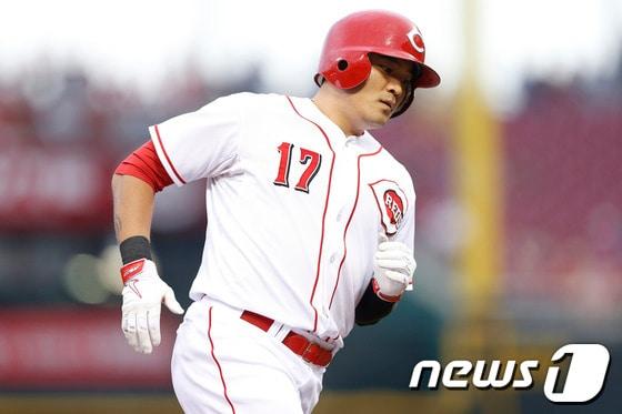 본문 이미지 - 내셔널리그 MVP 다크호스로 거론된 추신수. © AFP=News1   권혁준 인턴기자