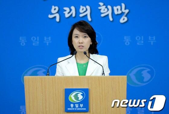 본문 이미지 - 박수진 통일부 부대변인. 2013.9.6/뉴스1 © News1   박지혜 기자