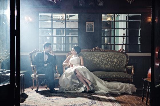 본문 이미지 - 가수 지선 웨딩사진(울림엔터테인먼트 제공). © News1  