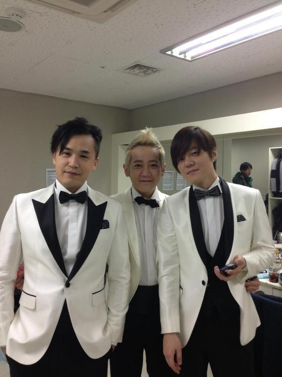 본문 이미지 - 엠씨더맥스 이수, 제이윤, 전민혁&#40;왼쪽부터·뮤직앤뉴 트위터&#41;. © News1 