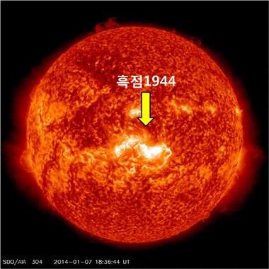 본문 이미지 - GOES 위성&#40;미국 NOAA의 정지궤도 위성&#41;에서 관측한 태양 X선 자료 © News1 
