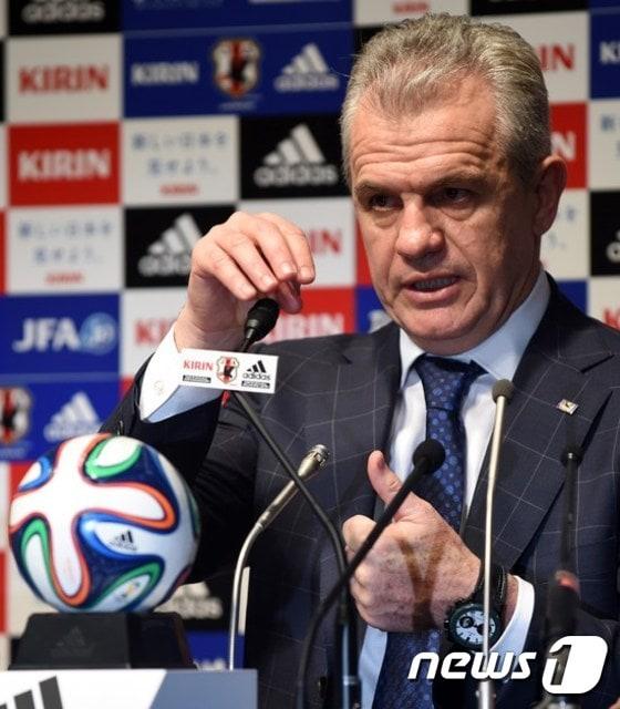 본문 이미지 - 일본 일본이 축구대표팀 하비에르 아기레 감독이 승부조작을 인정할 경우 최대 6년의 자격 정지를 받을 가능성이 있다고 보도했다. ⓒ AFP=News1