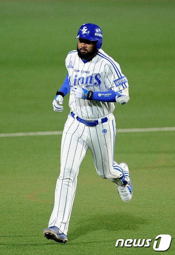본문 이미지 - 삼성 라이온즈의 리드오프 나바로. ⓒ News1 정훈진 기자