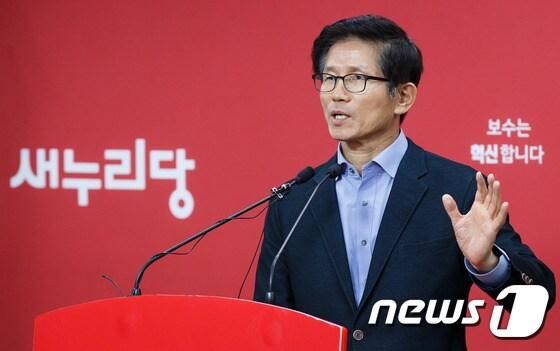본문 이미지 - 김문수 새누리당 보수혁신특별위원장,/뉴스1 ⓒ News1 유승관 기자