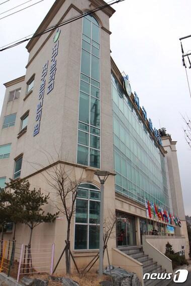 본문 이미지 - 다문화 어린이 대상 대안학교인 지구촌 학교 전경. ⓒ뉴스1